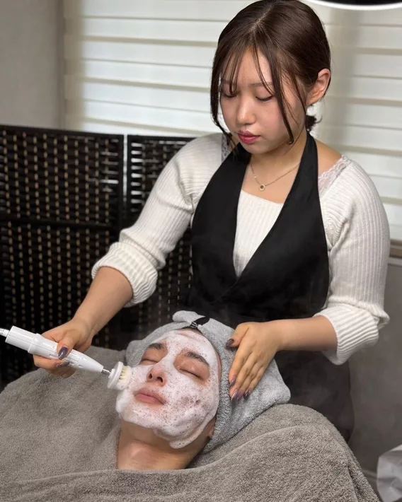 Tokyo Men’s Exclusive Beauty Salon – Le-un Roppongi Branch